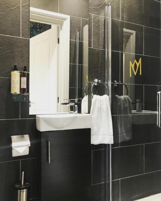 Apartment Bijou Boutique Luxury One And Two Bedroom Apartments, Location,parking Bowness-on-Windermere