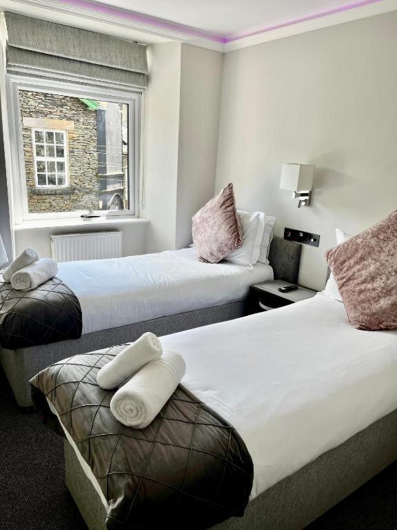 Apartment Bijou Boutique Luxury One And Two Bedroom Apartments, Location,parking *